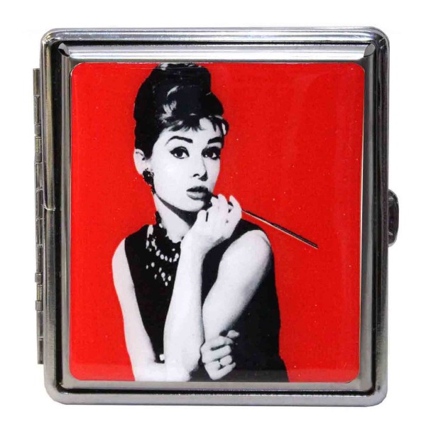 Audrey Hepburn Sigara Tabakası